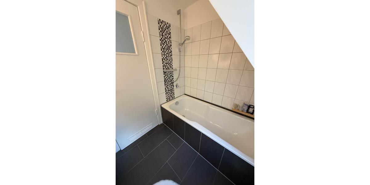 Doppelhaushälfte Neumünster - 5.5 Zimmer, 125 m&sup2;, 389.000&euro; | Angebot:25046161