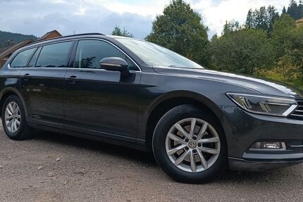 VW Passat 185.500 km 12.300 &euro; Titisee Neustadt 79822