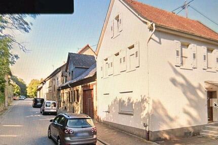 Haus Staudernheim - 6 Zimmer, 205 m&sup2;, 210.000&euro; | Angebot:27005561