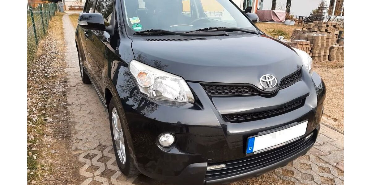 Toyota Urban Cruiser 74.300 km 6.500 &euro; Berlin 12526