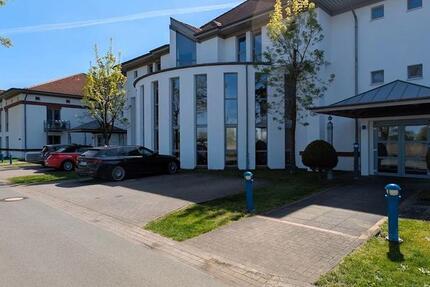 2 ZKB mit Einbauküche & Balkon Wohnen in der Seniorenresidenz Wagenfeld 2 zimmer