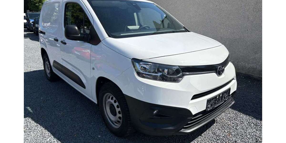 Toyota Proace 57.100 km 14.200 &euro; Bergisch Gladbach 51469