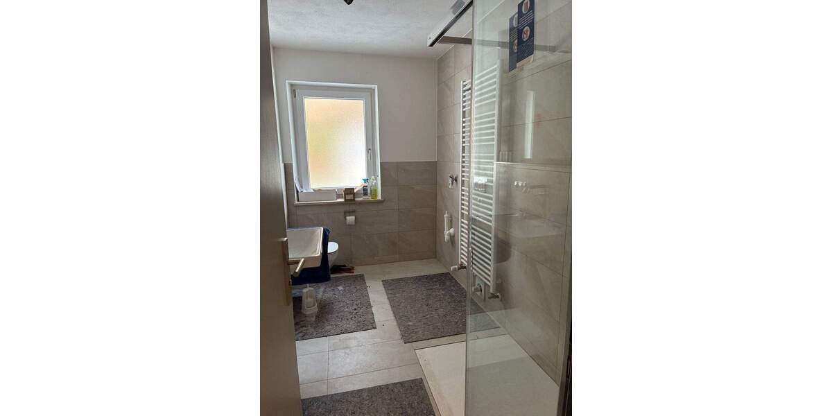Doppelhaushälfte Landshut Achdorf - 5 Zimmer, 165 m&sup2;, 1.950&euro; | Angebot:24726336