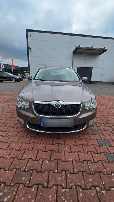 Skoda Superb 256.000 km 7.500 € Osnabrück 49080