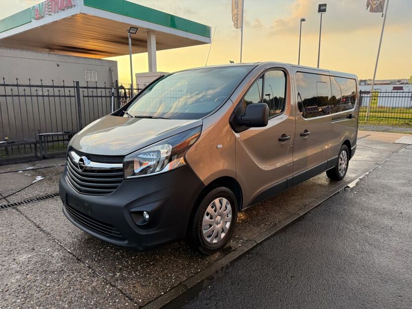 Opel Vivaro 169.000 km 13.999 € Euskirchen 53879