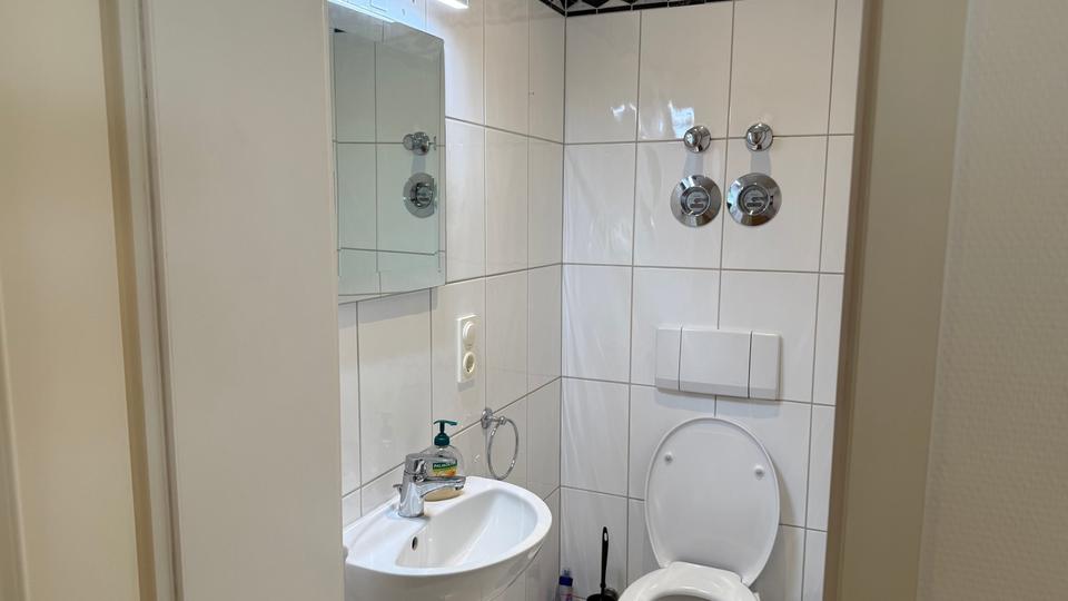 Etagenwohnung Bad Homburg vor der Höhe Gonzenheim - 3 Zimmer, 130 m&sup2;, 2.200&euro; | Angebot:26395142