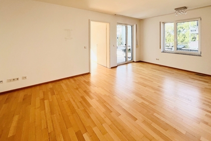 F-Unterliederbach: 2-Zimmer-Wohnung mit schöner und großzügiger Dachterrasse! 2 zimmer