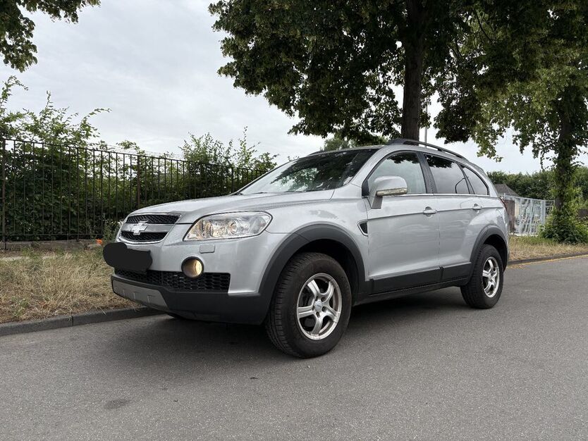 Chevrolet Captiva 143.500 km 5.490 € Hamburg 22045