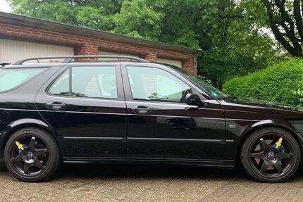 Saab 9-5 233.000 km 22.999 &euro; Stade 21680