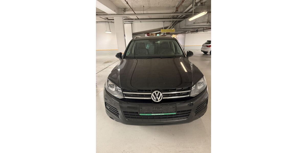 VW Touareg 177.000 km 14.200 &euro; Berlin 10709