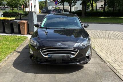 Ford Focus 60.000 km 17.100 &euro; Troisdorf 53842