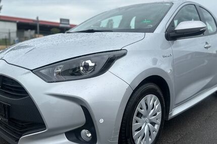 Toyota Yaris 93.000 km 13.500 &euro; Blankenfelde-Mahlow 15831