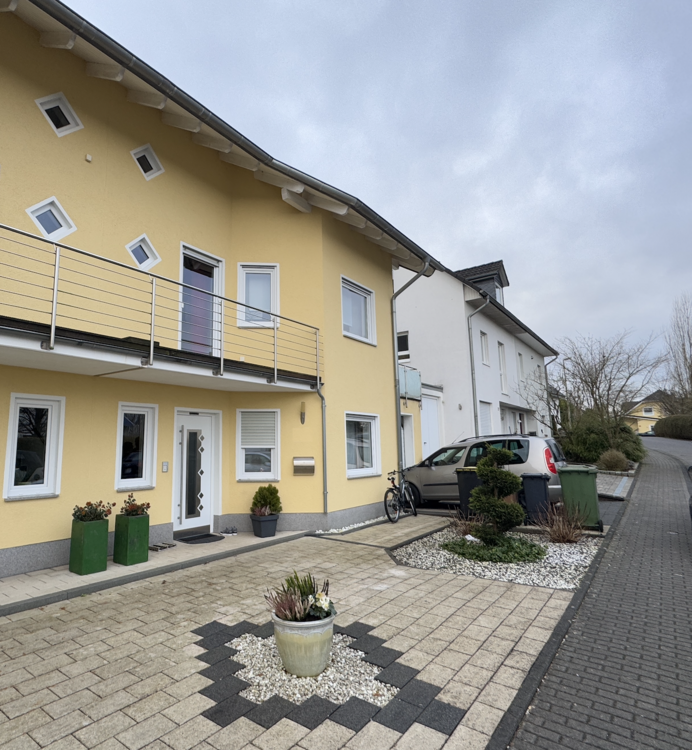 Haus zum Kaufen in Overath 599.000 € 150 m²