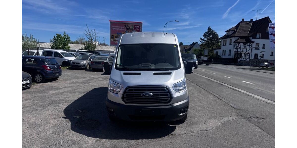 Ford Transit 221.000 km 10.500 &euro; Hungen 35410