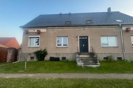 Haus Löwenberger Land - 7 Zimmer, 300 m&sup2;, 285.000&euro; | Angebot:26966042