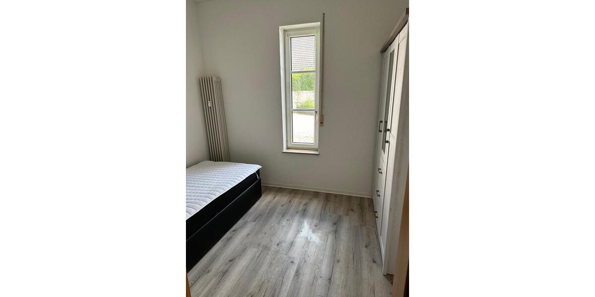 Etagenwohnung Schorndorf - 3 Zimmer, 10 m&sup2;, 550&euro; | Angebot:26661638