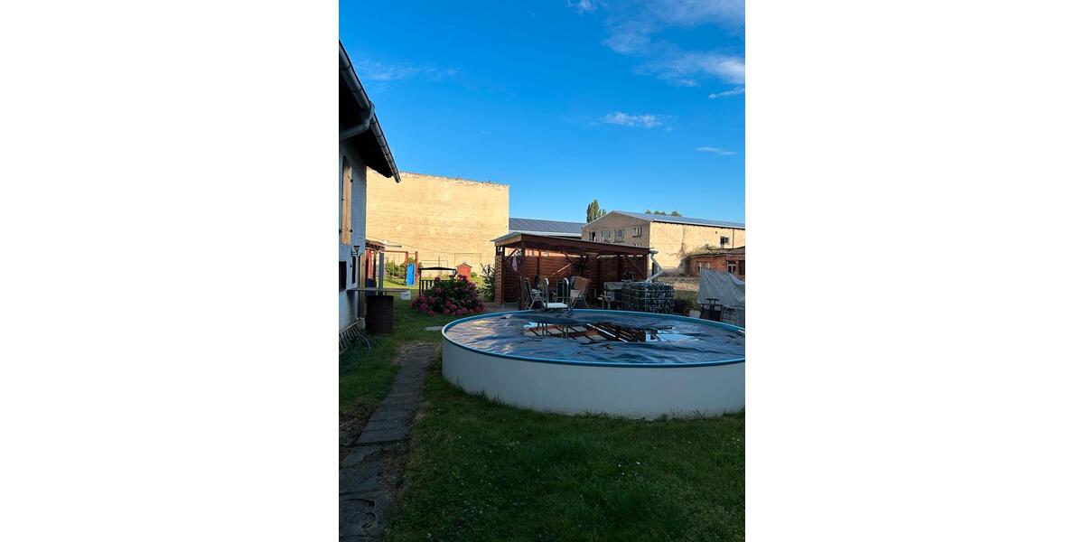 Reihenhaus Bismark (Altmark) - 8 Zimmer, 178 m&sup2;, 100.000&euro; | Angebot:26816257