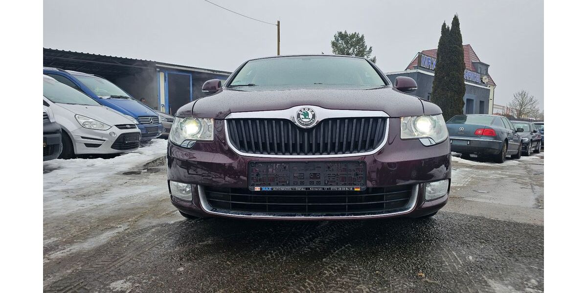 Skoda Superb 218.000 km 5.800 &euro; Stendal 39576