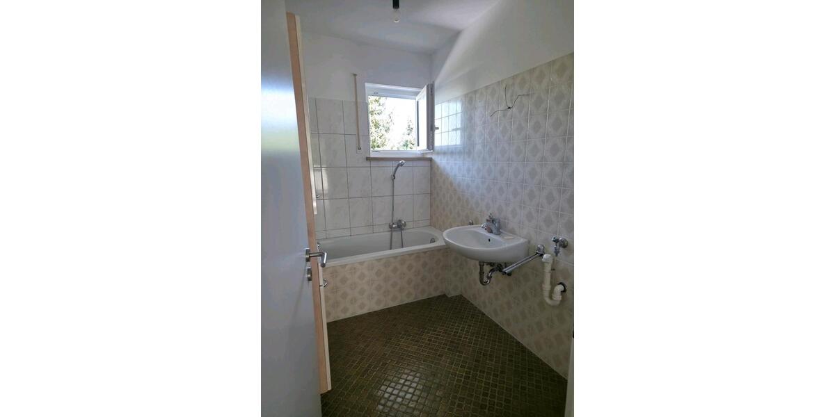 Etagenwohnung Ingolstadt Münchener Straße - 3 Zimmer, 79 m&sup2;, 265.000&euro; | Angebot:27132382