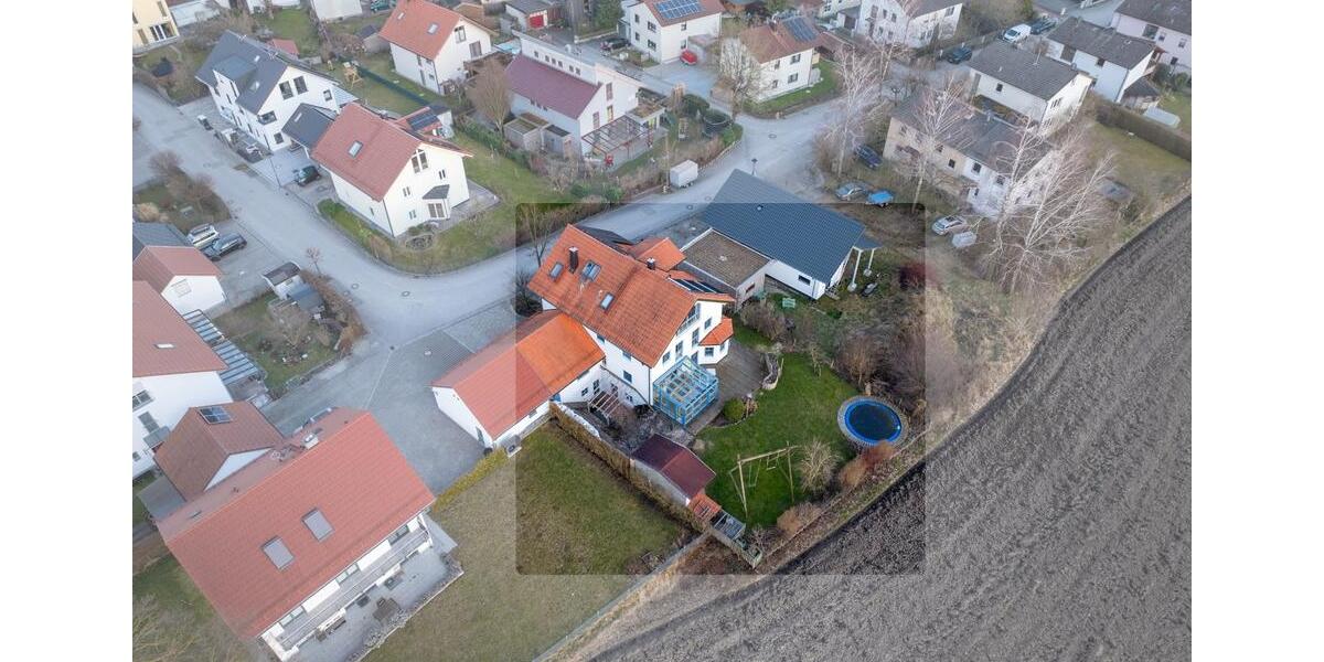Einfamilienhaus Pliening - 7 Zimmer, 330 m&sup2;, 1.800.000&euro; | Angebot:25271844
