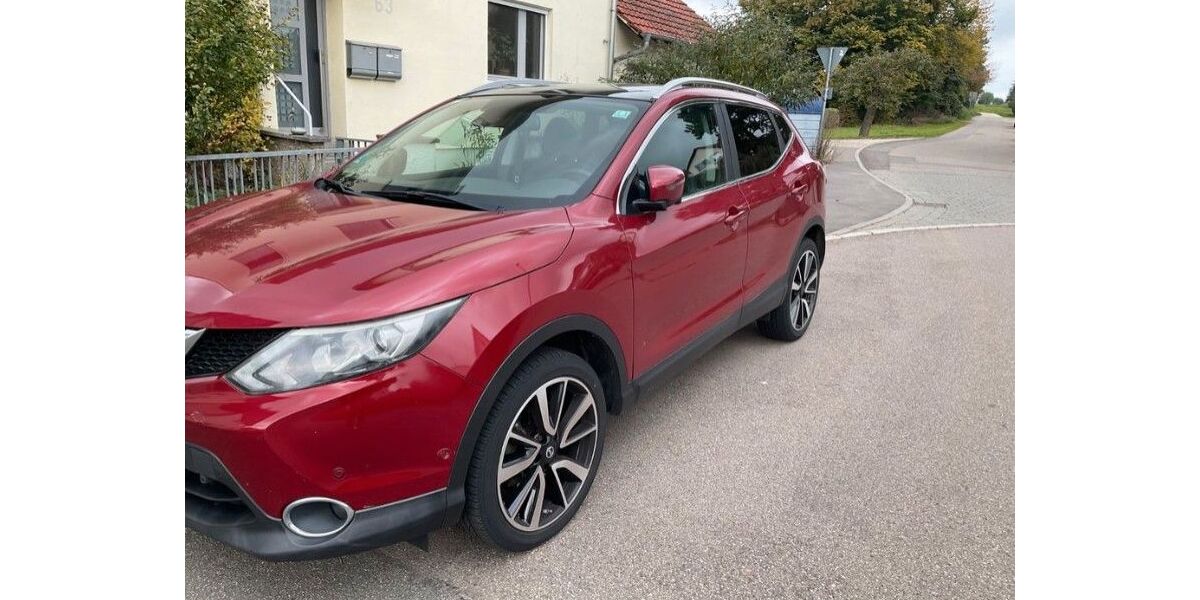 Nissan Qashqai 66.500 km 16.200 &euro; Filderstadt 70794