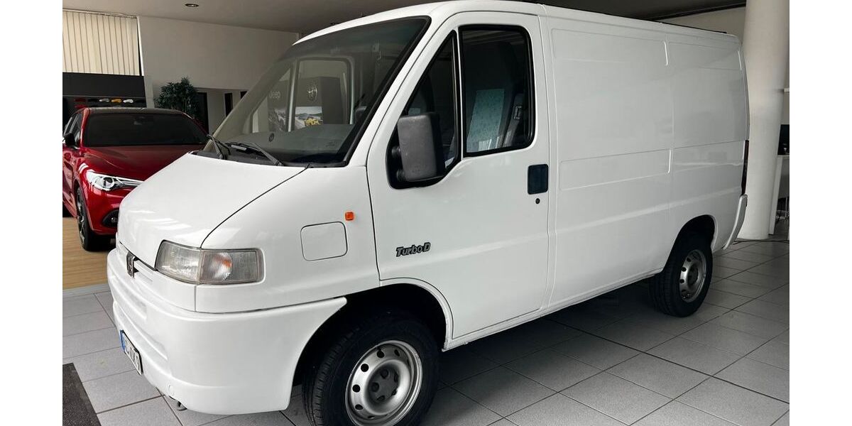 Peugeot Boxer 204.000 km 6.900 &euro; Aachen 52072