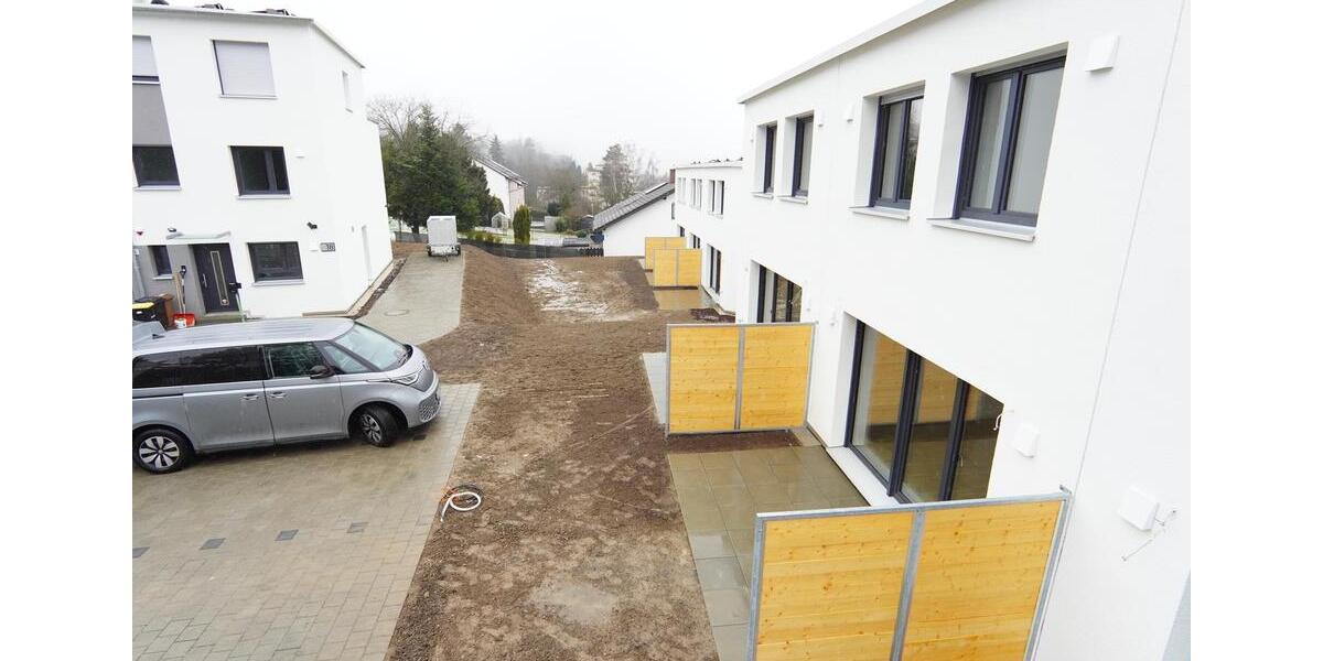 Reihenhaus Pforzheim Eutingen - 5 Zimmer, 132 m&sup2;, 1.499&euro; | Angebot:24747498