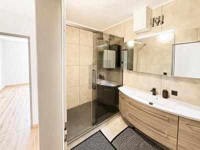 STILVOLL, RENOVIERT MIT HAUSPOOL - Etagenwohnung Bretten | Angebot:26617582