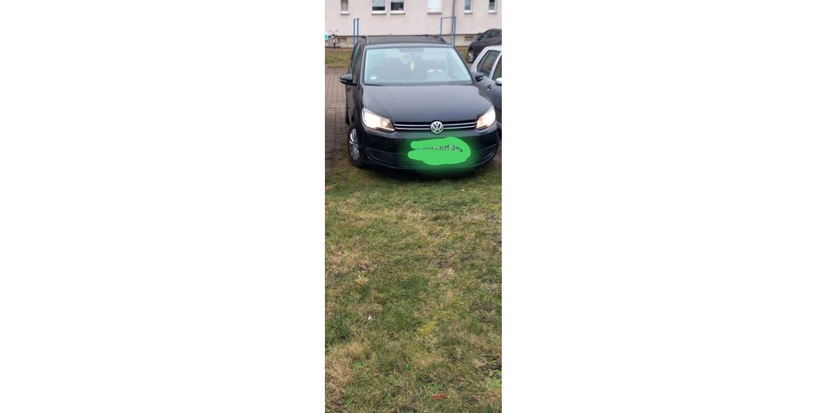VW Touran 220.000 km 7.700 &euro; Neukieritzsch 04575