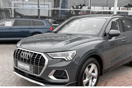Audi Q3 56.881 km 27.795 &euro; Wilhelmshaven 26389