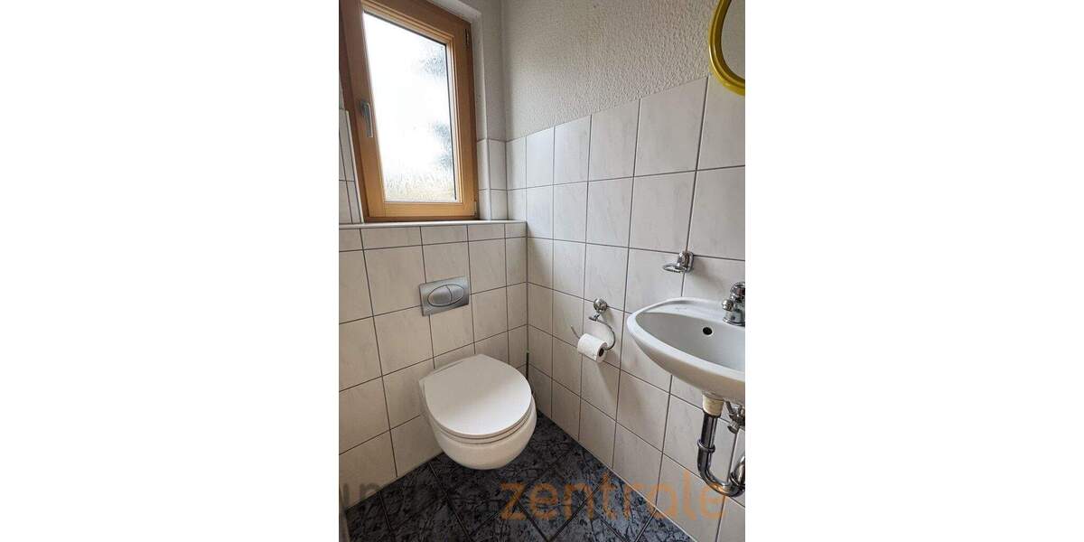 Reihenendhaus Gunzenhausen - 5 Zimmer, 118 m&sup2;, 355.000&euro; | Angebot:25771473