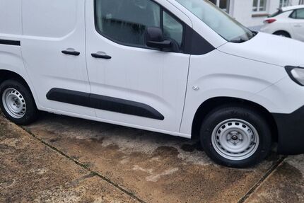 Citroen Berlingo 1.100 km 20.450 &euro; Schwerin 19055