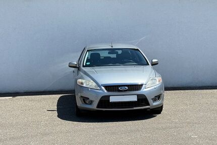 Ford Mondeo 139.000 km 3.499 &euro; Kandel 76870
