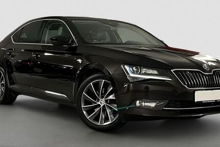 Skoda Superb 244.000 km 12.890 € Hanau 63452
