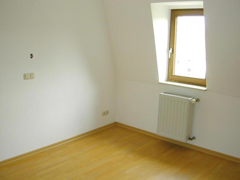 Dachatelier u. Garten für Studenten-WG oder Studenten-Paare ab Dezember 3 zimmer