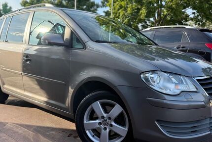 VW Touran 202.000 km 3.490 &euro; berlin 12681