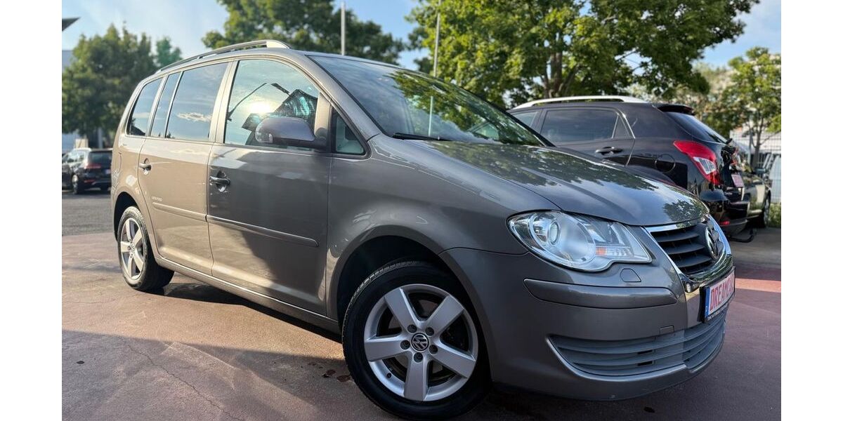 VW Touran 202.000 km 3.490 &euro; berlin 12681