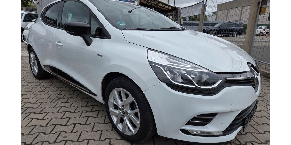 Renault Clio 140.000 km 5.300 &euro; Nürnberg 90439