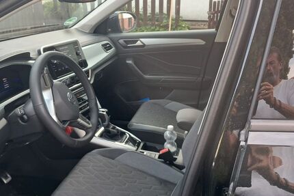 VW T-Roc 1.750 km 27.850 &euro; Gronau 31028