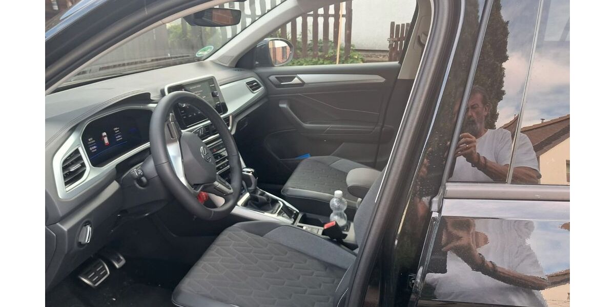 VW T-Roc 1.750 km 27.850 &euro; Gronau 31028