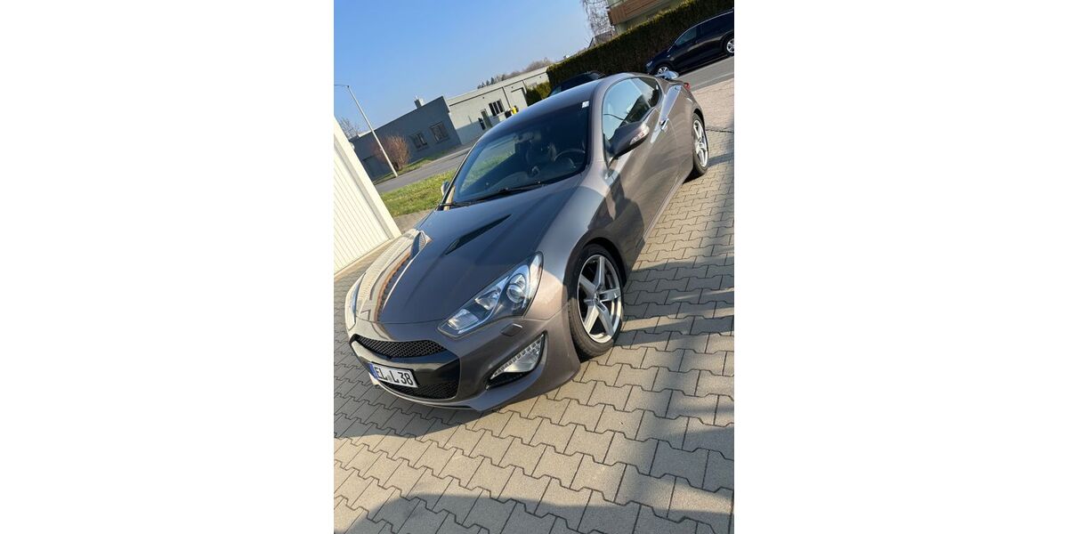 Hyundai Genesis 144.800 km 22.999 &euro; Rödental 96472