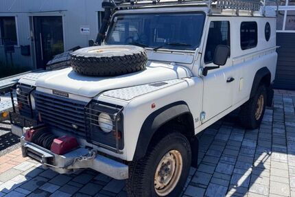Land Rover Defender 132.000 km 12.900 &euro; Mittenwald 82481