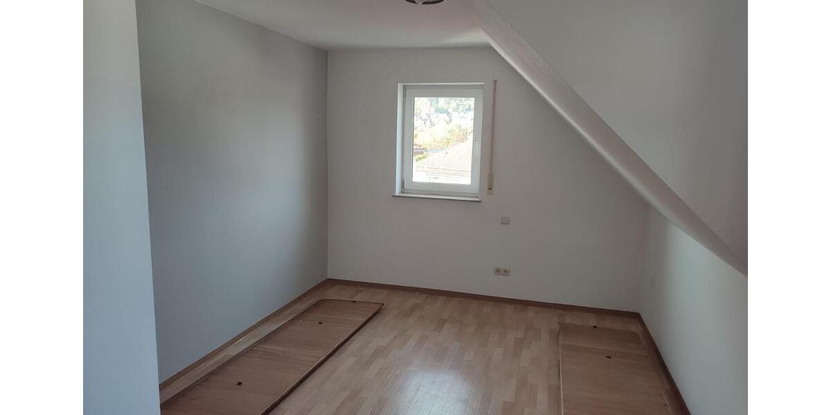 Etagenwohnung Ebermannstadt - 2 Zimmer, 69 m&sup2;, 850&euro; | Angebot:26221441