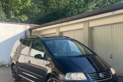 VW Sharan 240.369 km 2.800 &euro; Kempten 87437