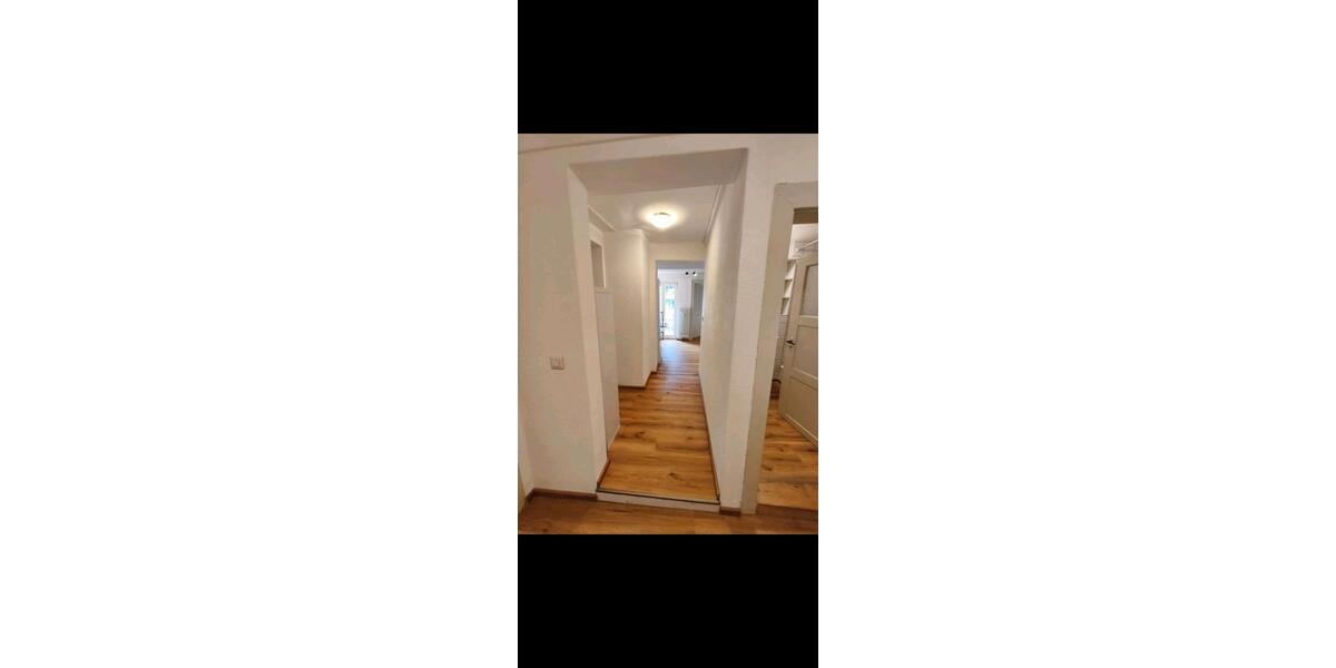 Etagenwohnung Bamberg Am Bruderwald - 3 Zimmer, 65 m&sup2;, 1.050&euro; | Angebot:26400498