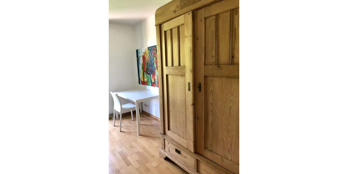 Etagenwohnung Krefeld Cracau - 3 Zimmer, 101 m&sup2;, 1.150&euro; | Angebot:25659232