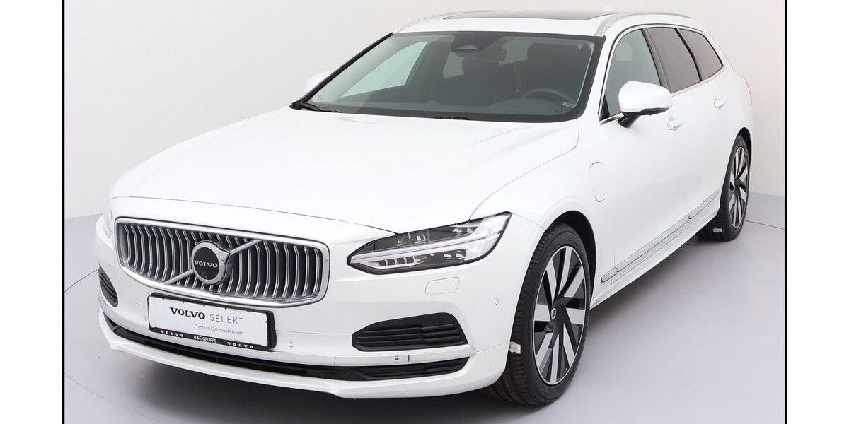 Volvo V90 28.147 km 44.950 &euro; Kiel 24107