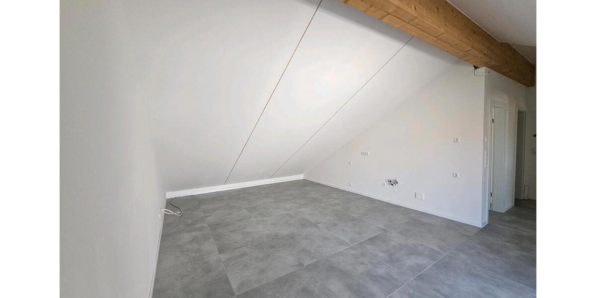 Dachgeschoßwohnung Schönenberg-Kübelberg Kübelberg - 2 Zimmer, 55 m&sup2;, 170.000&euro; | Angebot:26965652