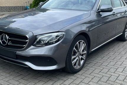Mercedes E 300
