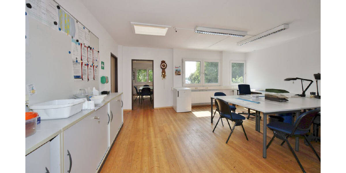 Gewerbeobjekt Wangerland-Hooksiel Hohenkirchen - 1 Zimmer, 400&euro; | Angebot:25686815